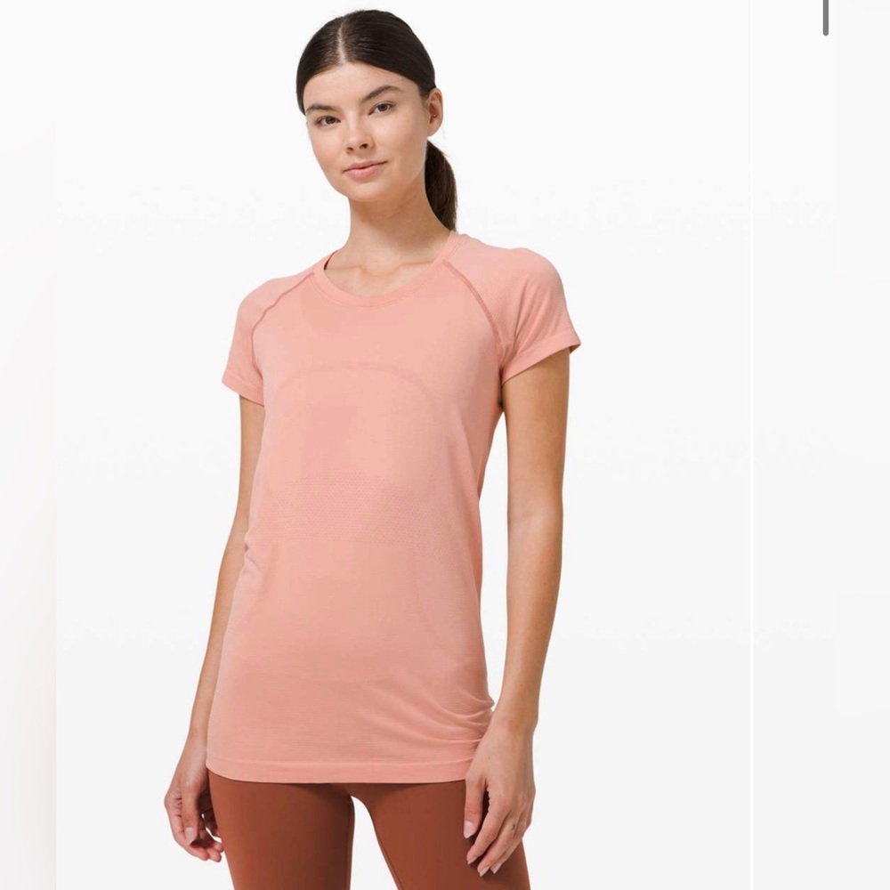 NEW Lululemon Swiftly Tech Short Sleeve 2.0
*Pink Pastel